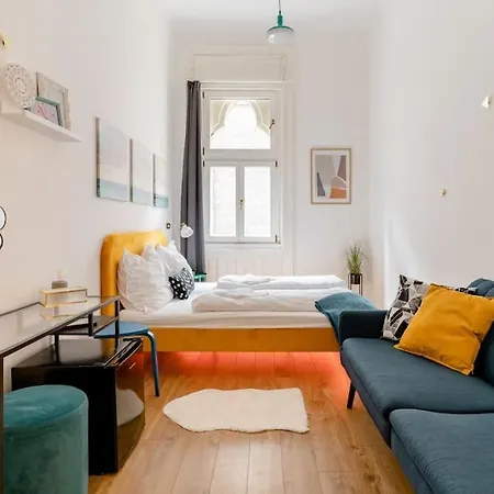 Lovely Flat In The Heart Of Budapest Exterior photo